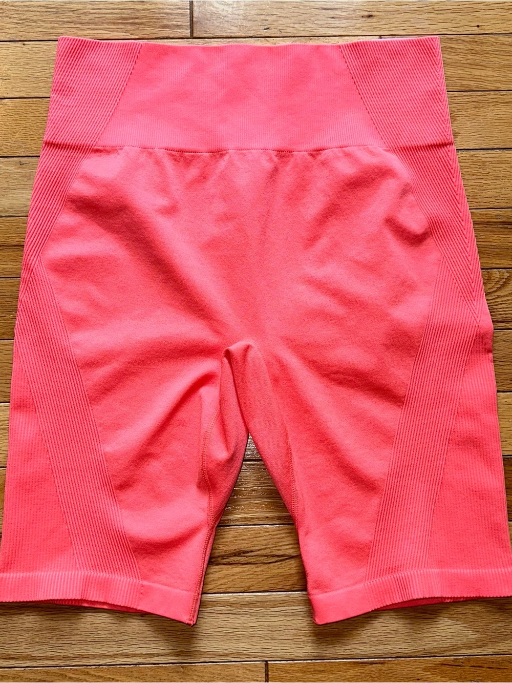 LIVI by Lane Bryant seamless ribbed trim bike activewear shorts sz 18/20